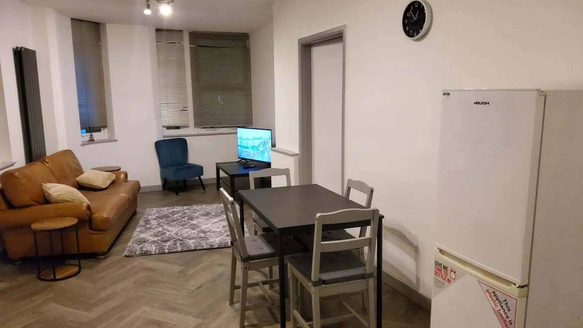 Apartment Leah Court
