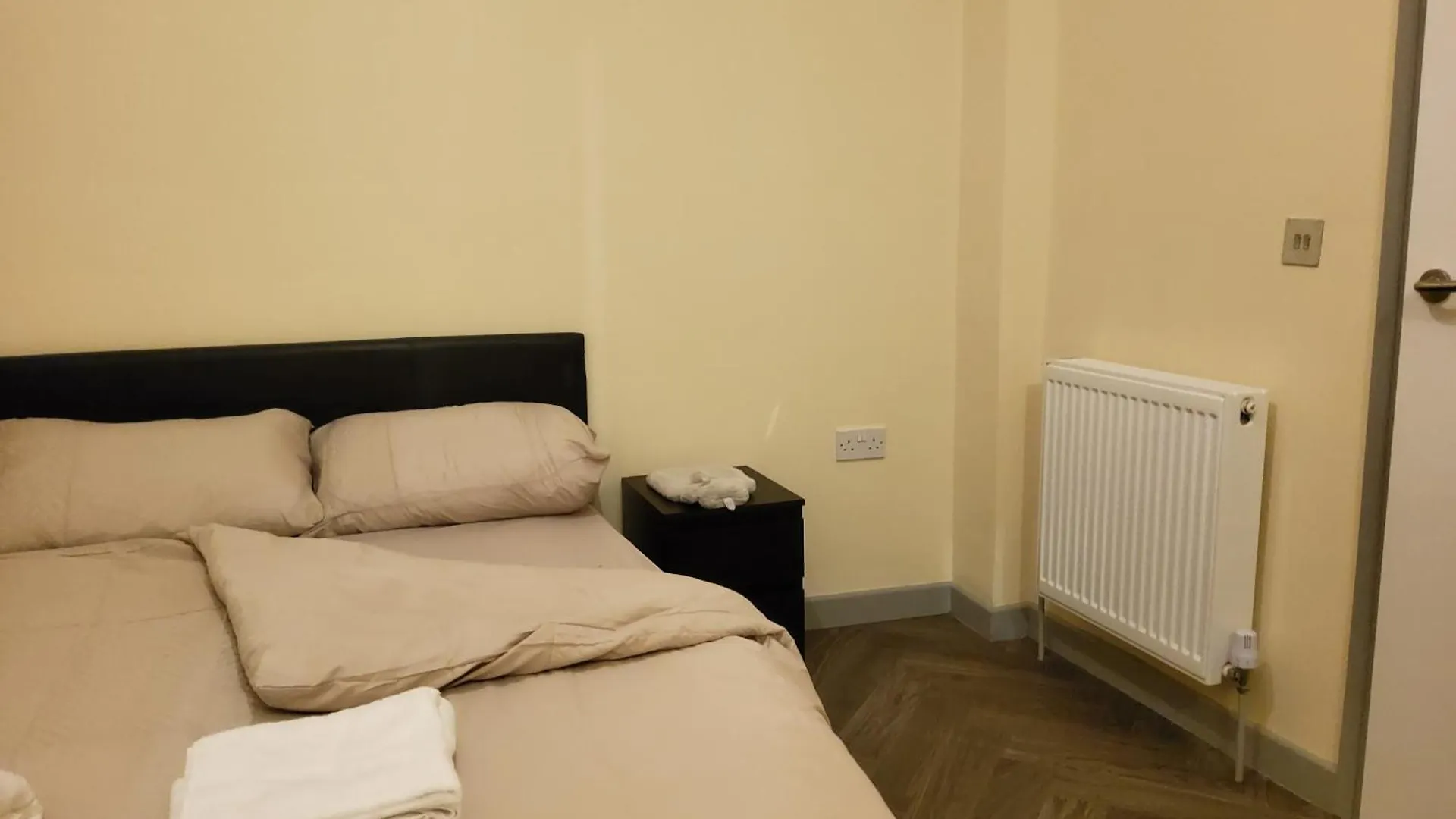 Apartment Leah Court United Kingdom