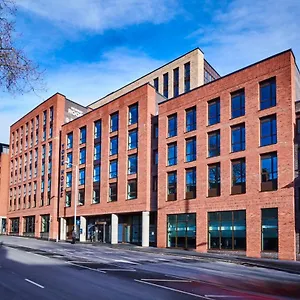 Apartment Modern Ensuite Bedrooms With Shared Kitchen At York House In For Students Only, Nottingham