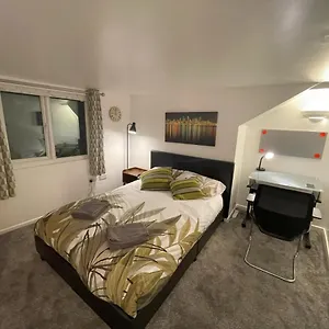 Apartment 2 Bed 1st Floor Flat Near Centre, Nottingham
